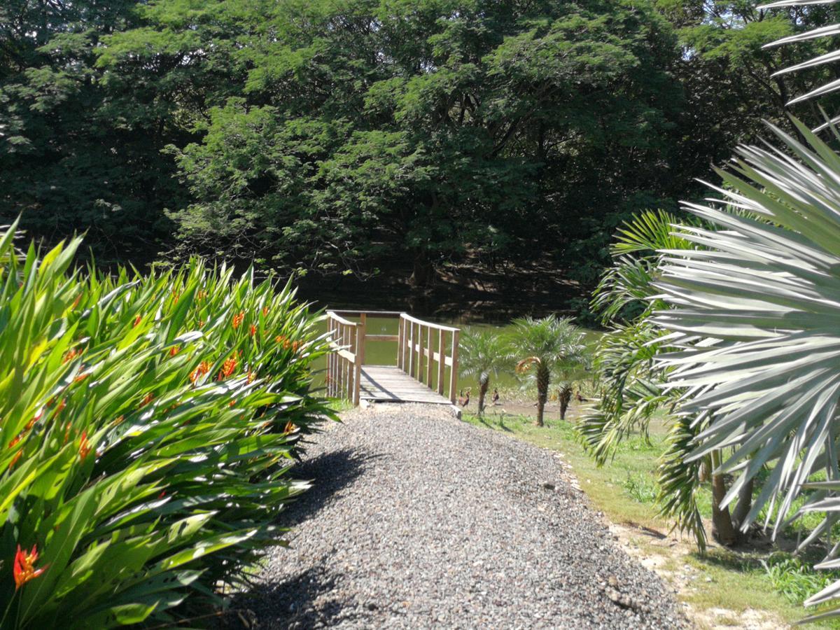 Best Western El Sitio Hotel & Casino Liberia Exterior foto